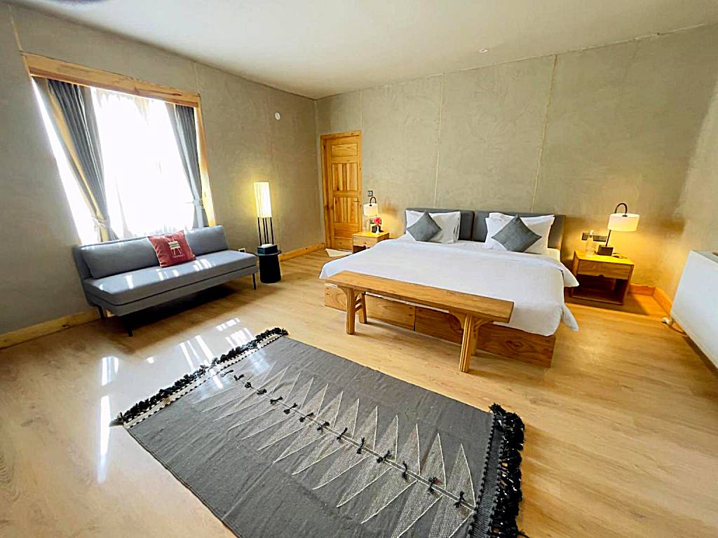 Chospa Hotel: Deluxe Double Room