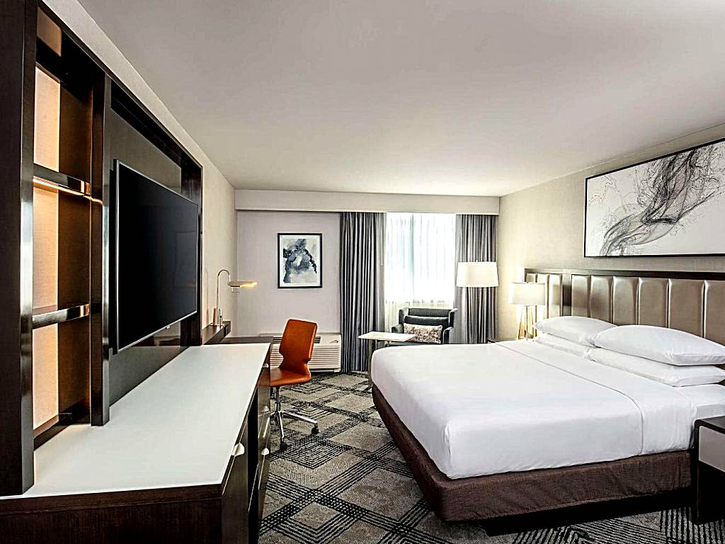 DoubleTree by Hilton Washington DC North/Gaithersburg: King Room with Balcony (Gaithersburg)