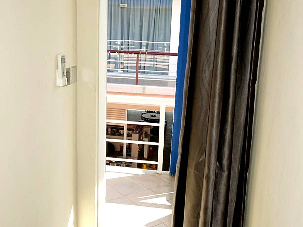 AE Semporna Guesthouse 极潜旅店: Queen Room with Two Queen Beds