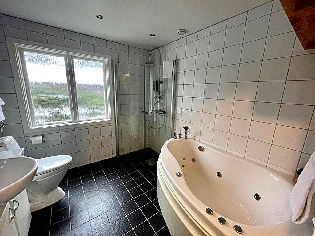 Mullsjö Hotell & Konferens: Deluxe Double Room, MULLSJÖ