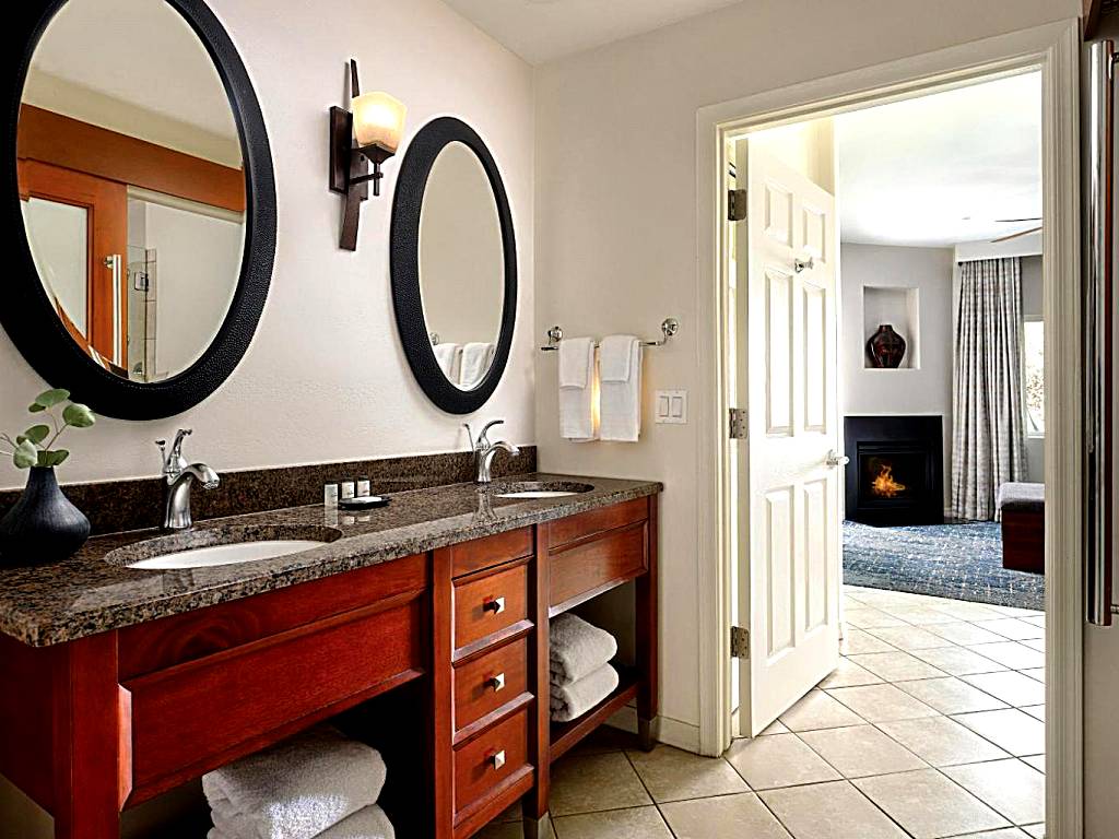 Sheraton Desert Oasis Villas: 1 Bedroom Villa, 1 King, Sofa bed, Fireplace, Balcony (Scottsdale)