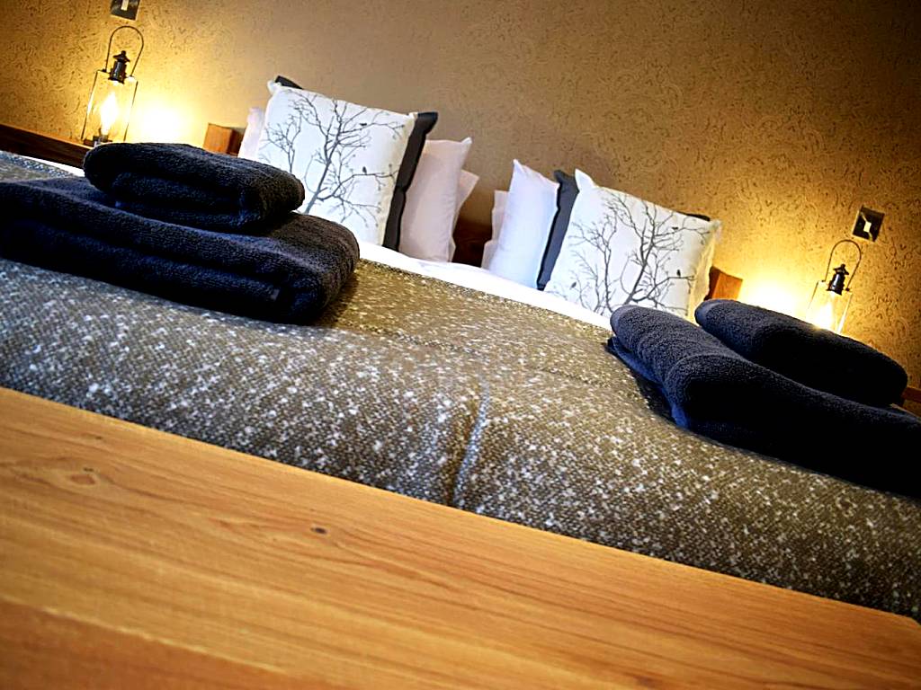 The Horse & Jockey: Deluxe Double Room (Alfreton)