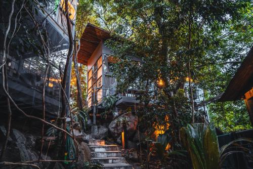 Warehouse Hostel Koh Tao (Koh Tao)