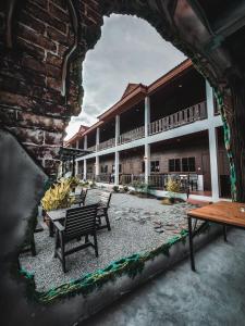Save House Poshtel (Koh Tao)