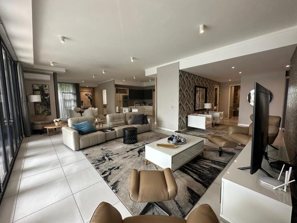 Menlyn Maine Luxury Unit