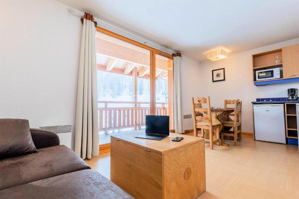 Résidence Le Parc des Airelles - Studio Coin Montagne 4 Personnes Vue Pist 334