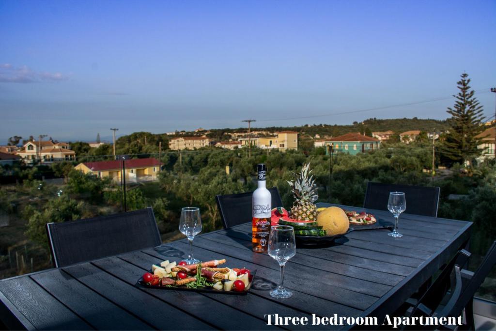Dionisos Luxury Suites