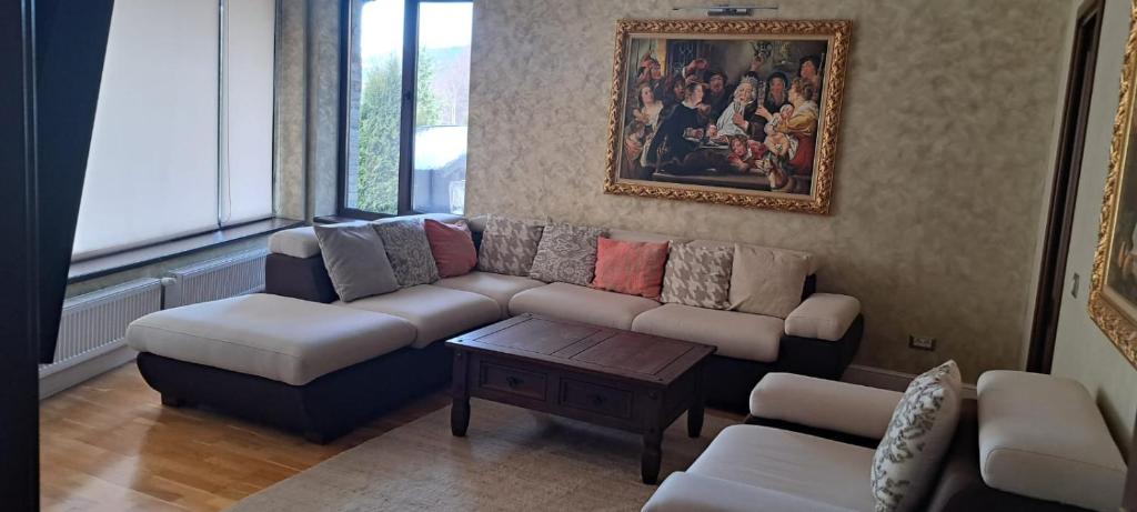 Caraiman Cross Chalet