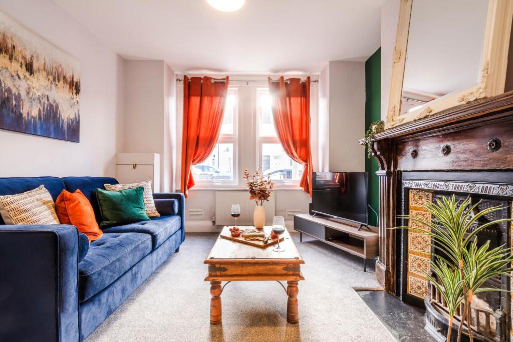 West Lodge- Cosy home from home with 3 bedrooms