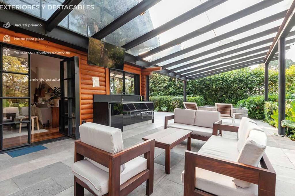 Hermosa Cabaña con Jacuzzi a minutos de Avándaro