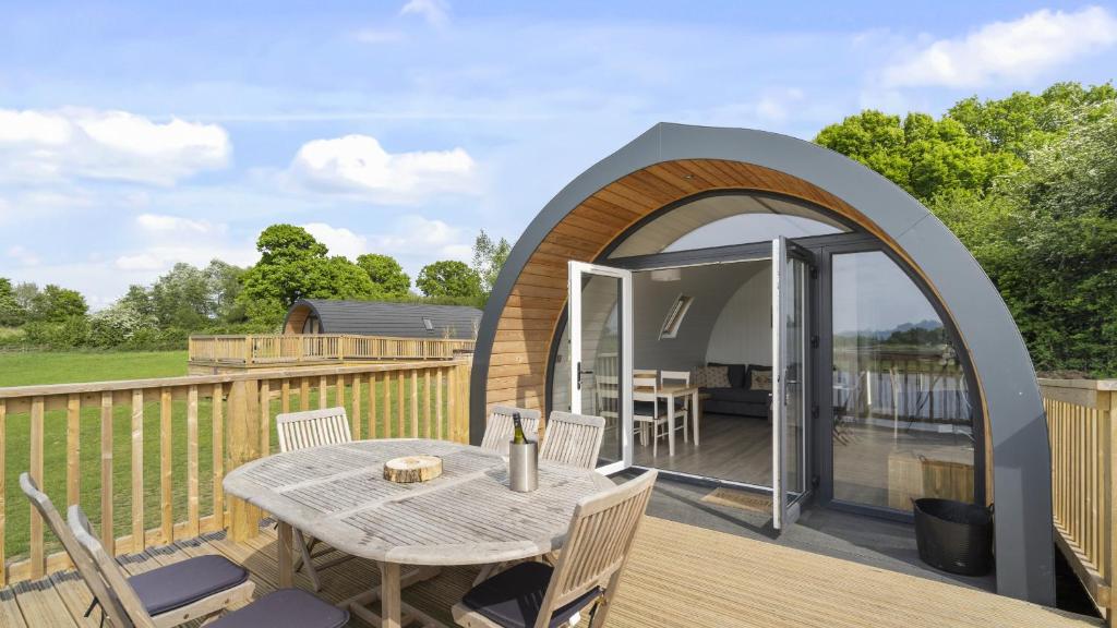 Finest Retreats - The Chicken Coop