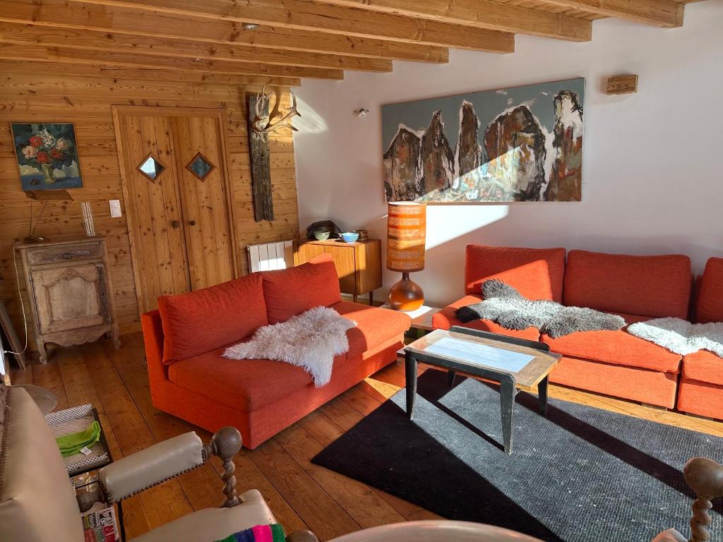 Le Serre Barbin : Maison / Chalet avec jardin