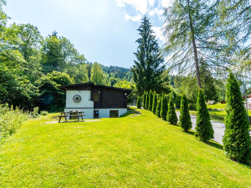 Cosy chalet in Tyrol with a private garden