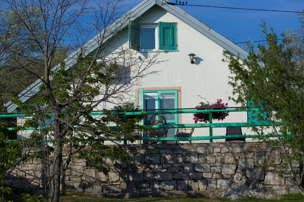 Planinska kuća Agroturizam Kućica Mostar