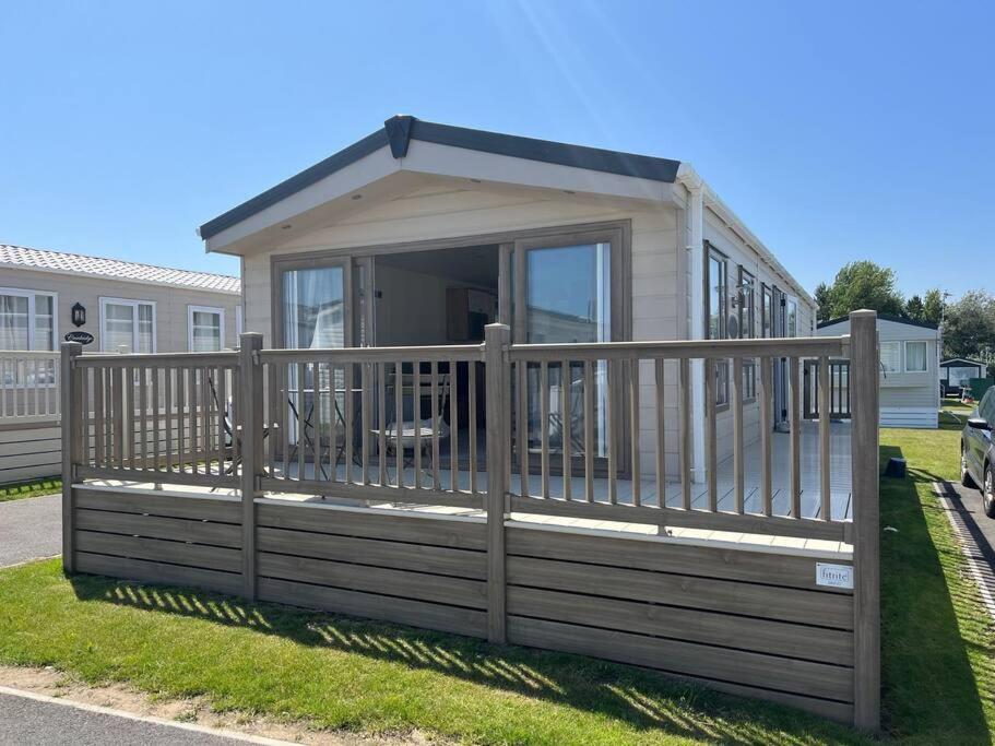 NEW THIS YEAR Sea view deluxe lodge