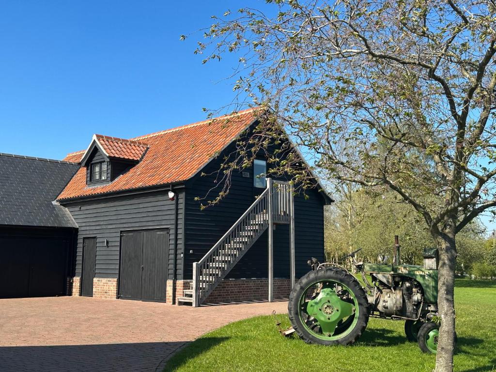 The Old Piggery, Cart Lodge in Newbourne
