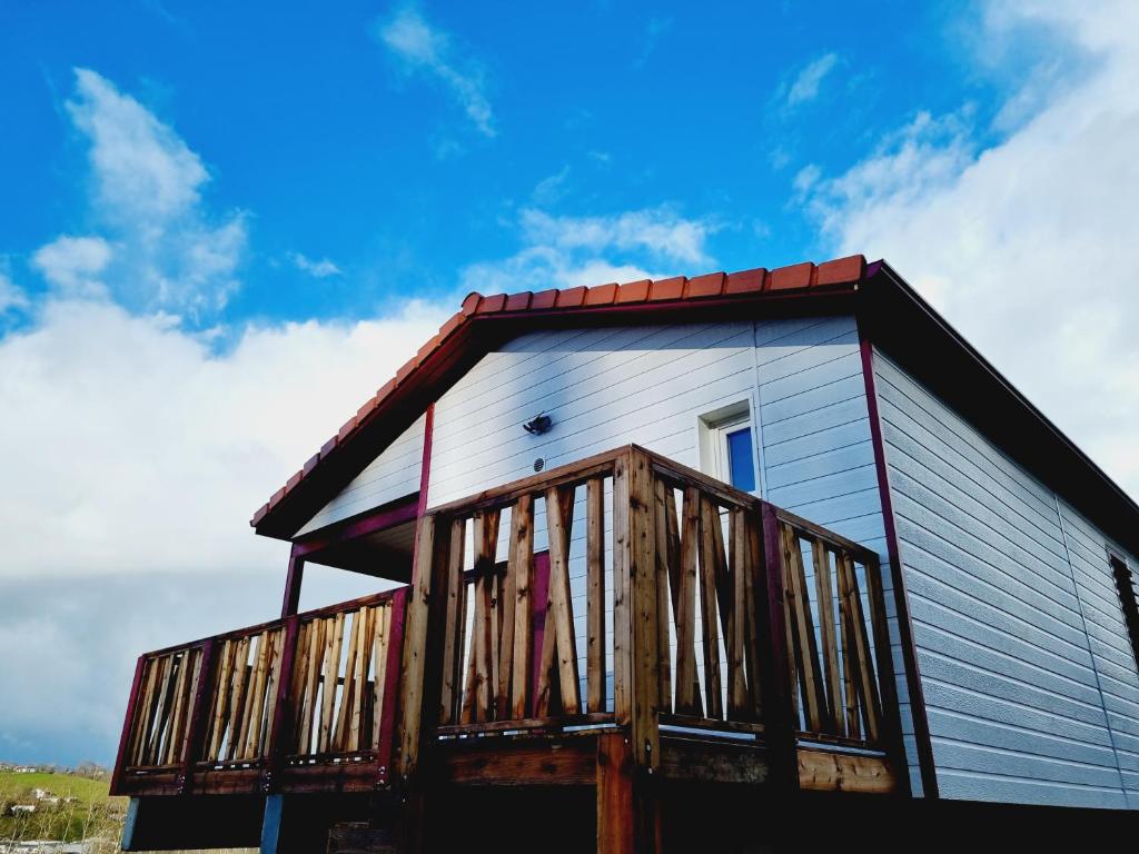 Chalet Etxean, de 1 à 6 personnes, terrain privé et piscine.