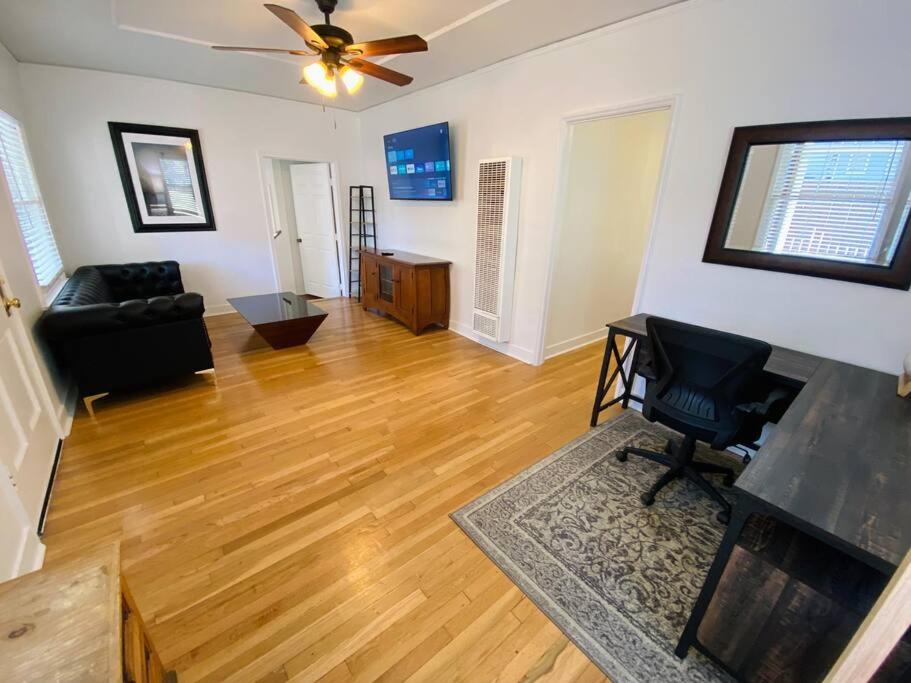 Cozy 1,400sq ft 2BR+2BA WeHo Gated Home
