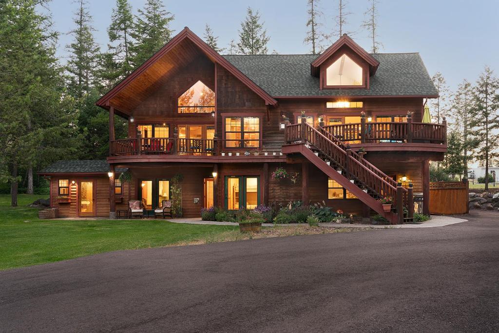 Wood's Lodge