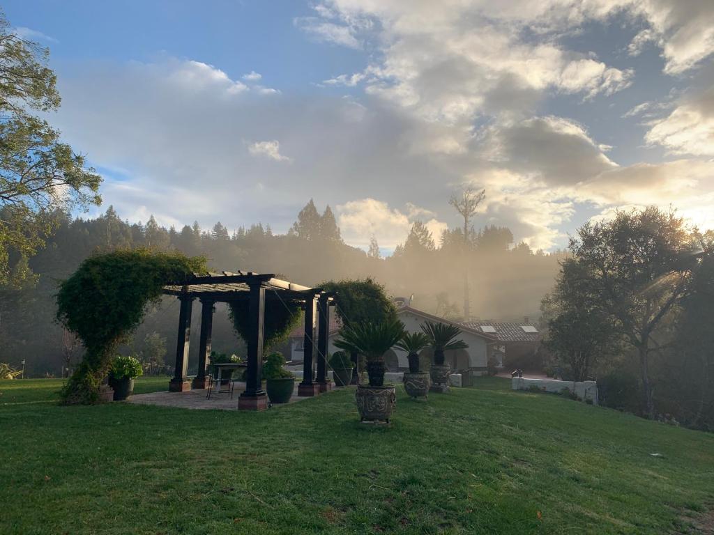 Mountain Lodge Estate