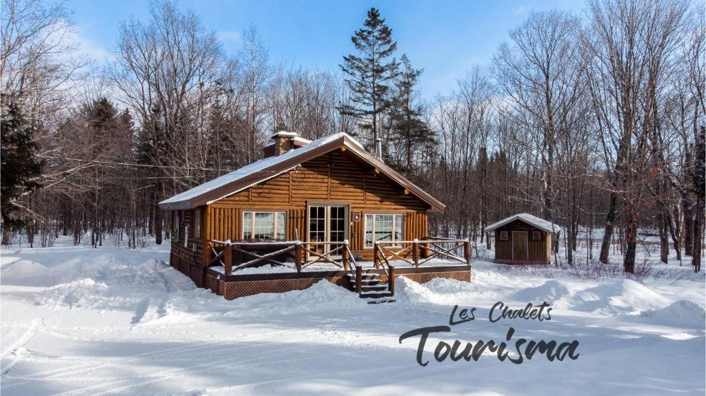 Les Chalets Tourisma - Chalet sur une île privée avec spa - Le Pin Royal