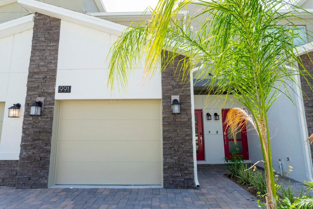 Family Friendly 3Bd Close to Disney @Champions Gate 991