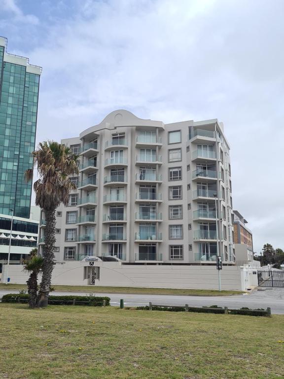 Summerstrand, 9th Avenue, Unit 303 Cascades