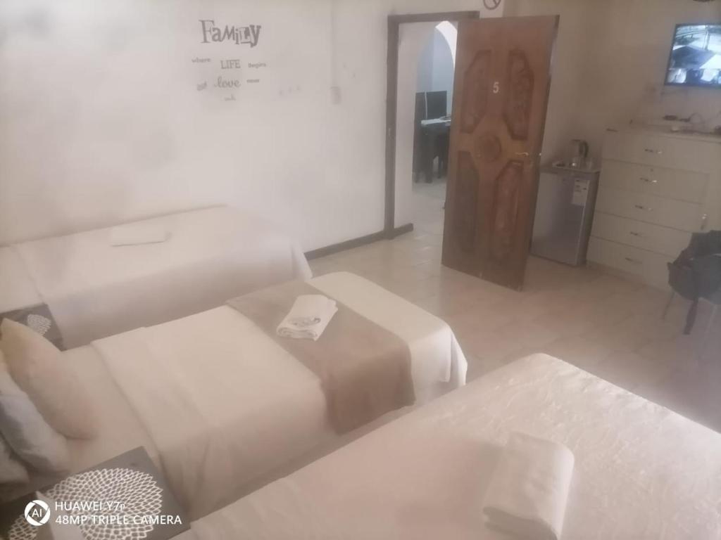 El Rose Guest House