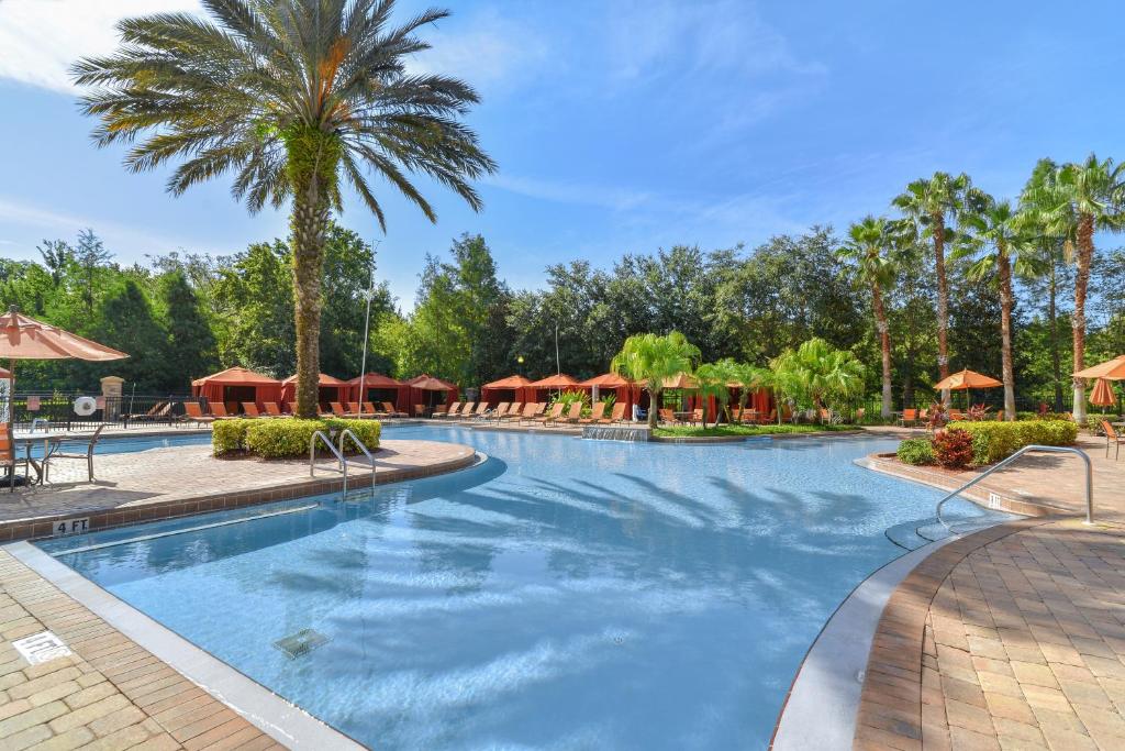 Near Disney w/ pool-3BR/2BA-Spacious & Cozy Condo