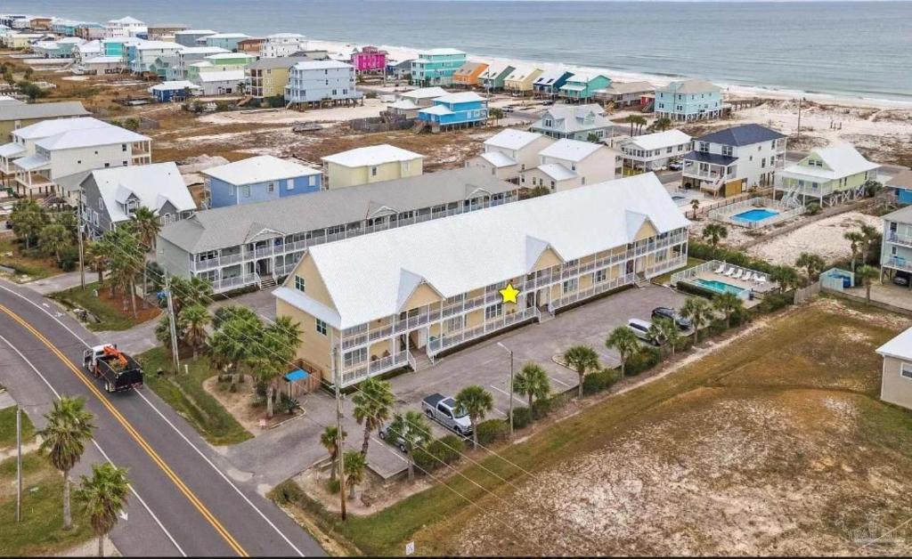 GulfShores BeachCondo - Pool - Parking - Little Lagoon