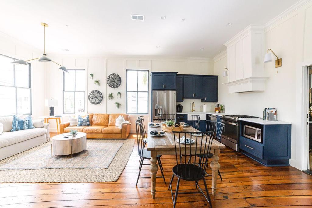 Guesthouse Charleston EAST 46 H