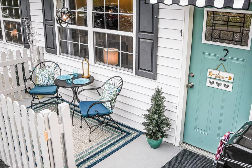 ground level flat with washer-dryer & easy parking