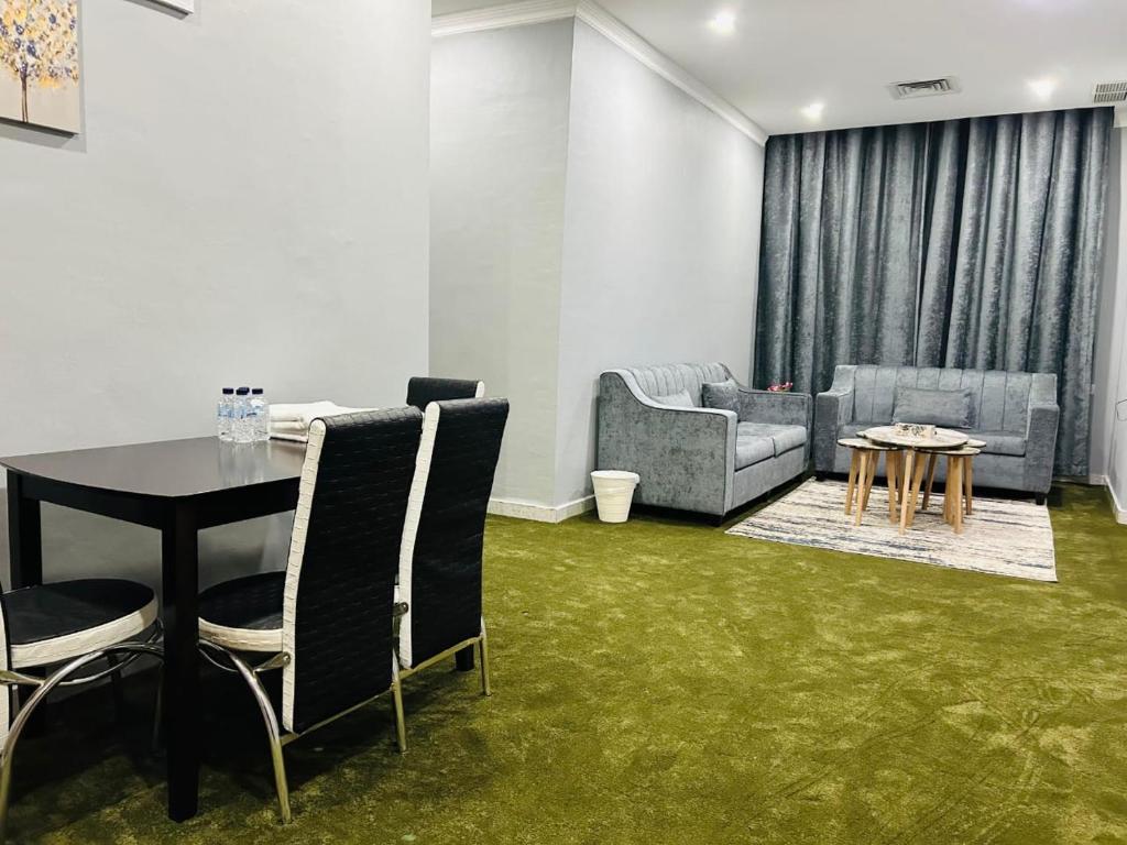 De Iris Regency Fahaheel