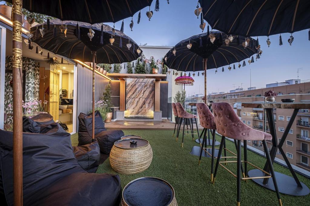 ON Suites Sevilla Apartments designed for adults