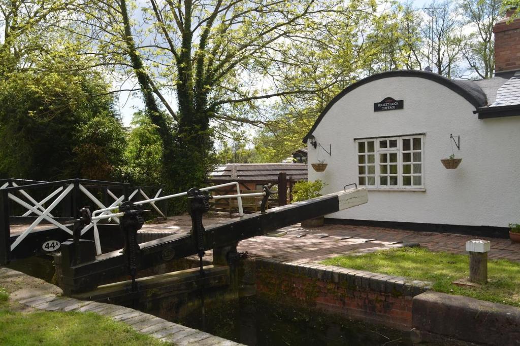 Bucket Lock Cottage