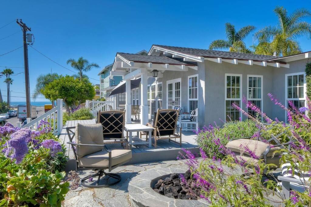 Walk to Beach, AC, Firepit, Grill