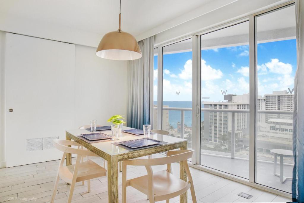 Luxury Well stocked SE Corner 2BR W Fort Lauderdale w Great Ocean Views