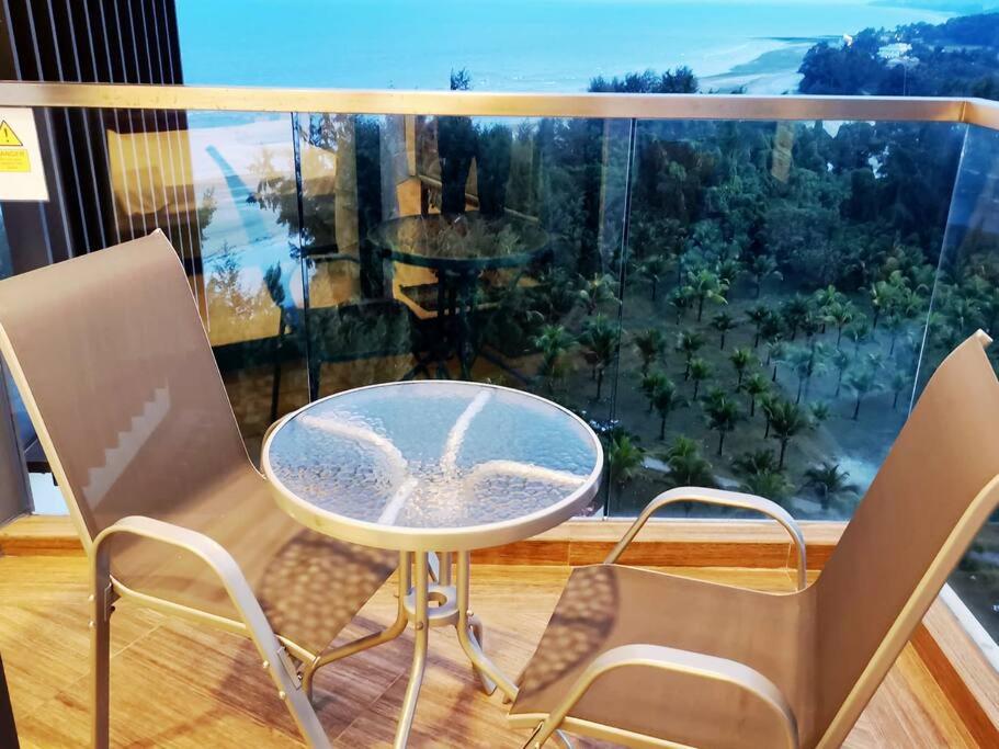 Anggun Bayu, Family Suite Sea View at TimurBay -WiFi & Netflix Ready