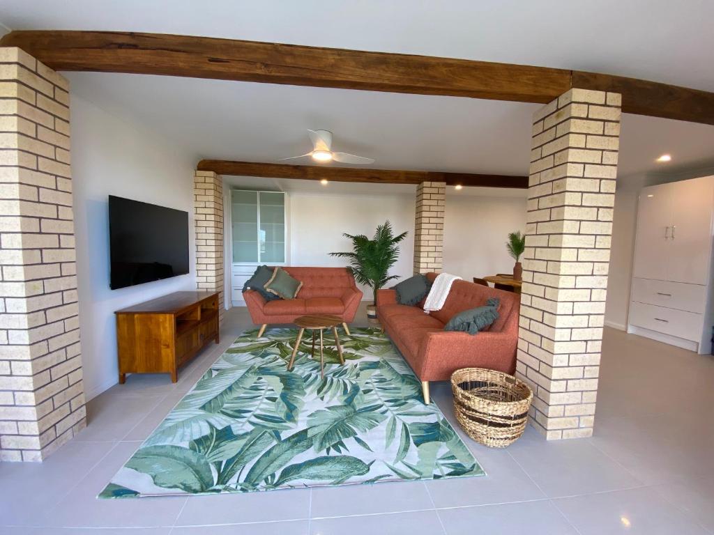 Wave Cave Suite