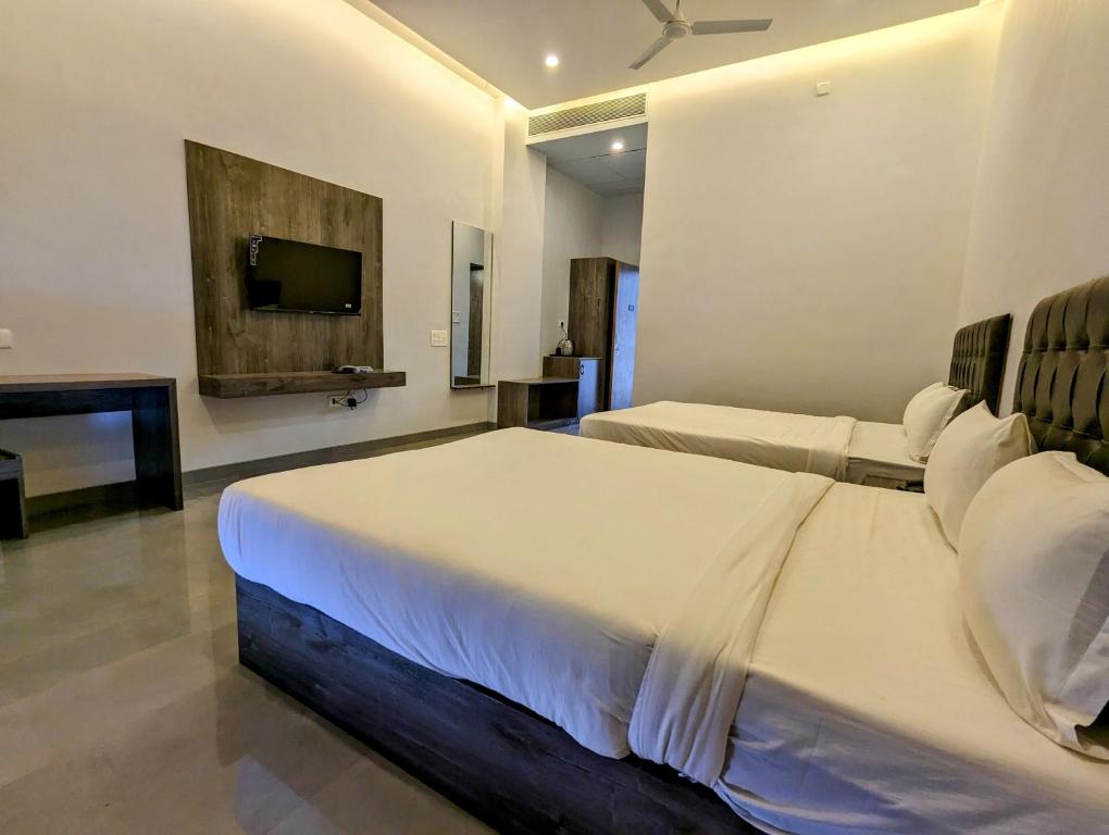 SHIVGIRI RESORT
