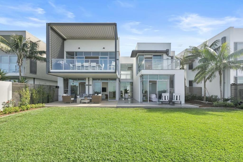 Beachfront Haven at Magenta