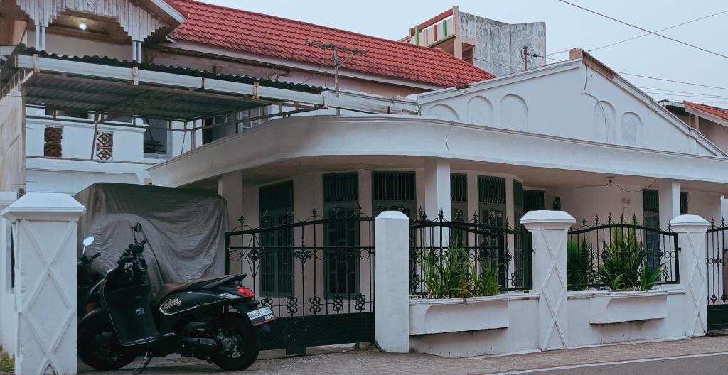 Penginapan Terdekat (Near)