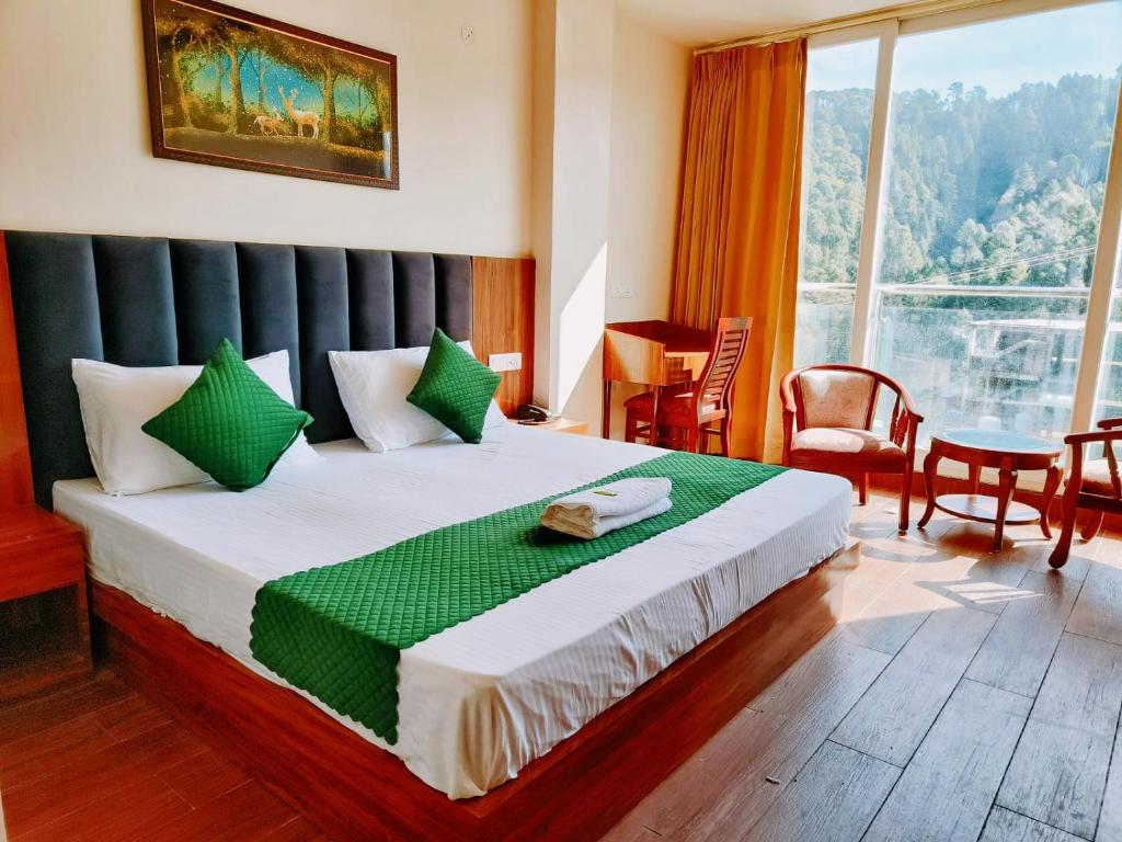 The Jade Mountain Dalhousie