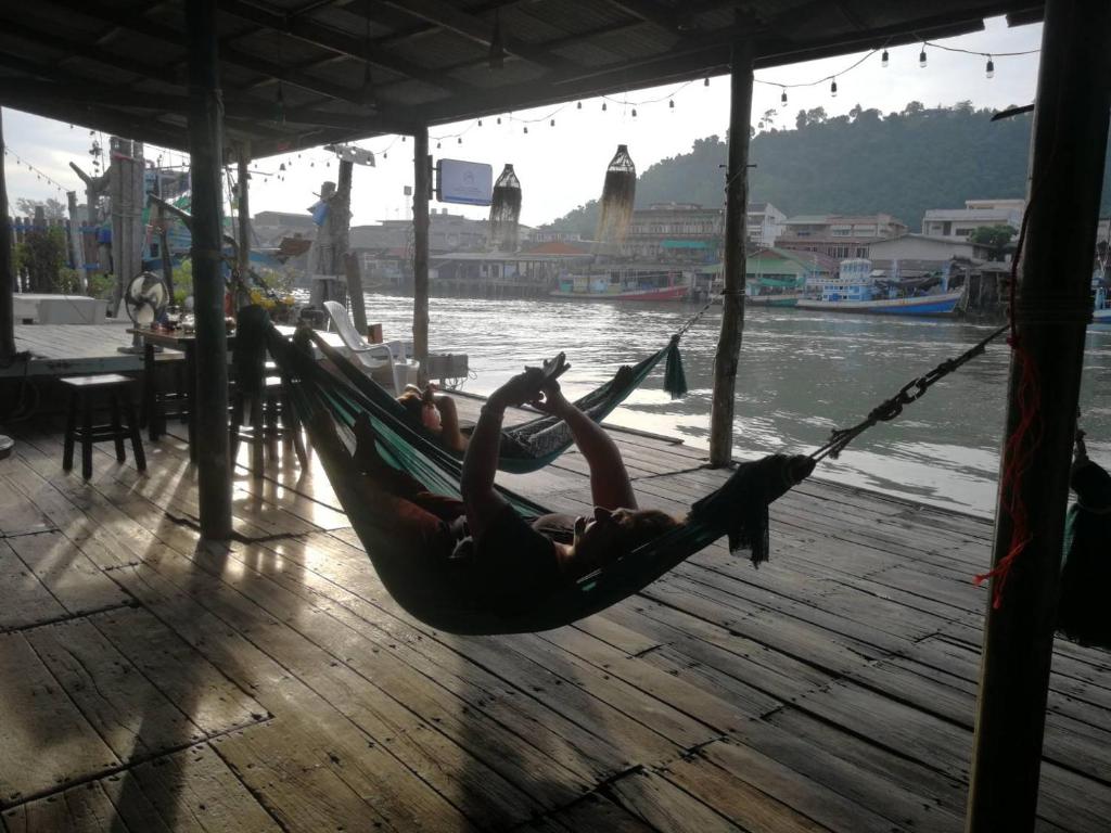 Rub Lom Chom Klong Homestay