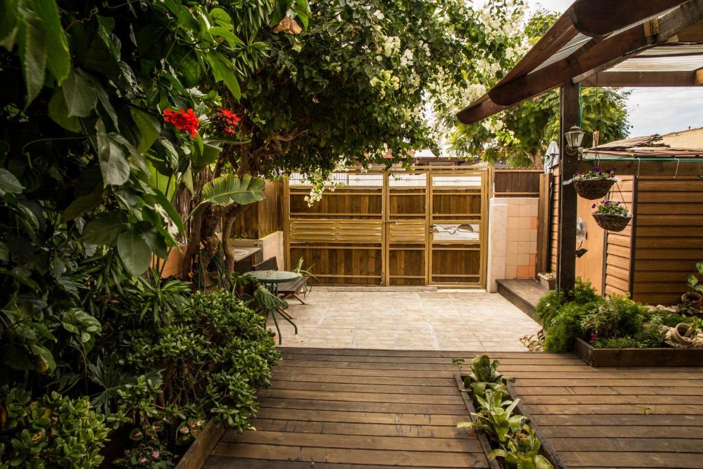 Passion Fruit Apartment