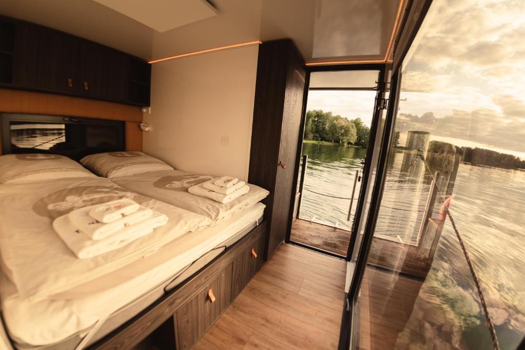 TRAUMZEITBOOT auf dem Scharmützelsee Bad Saarow