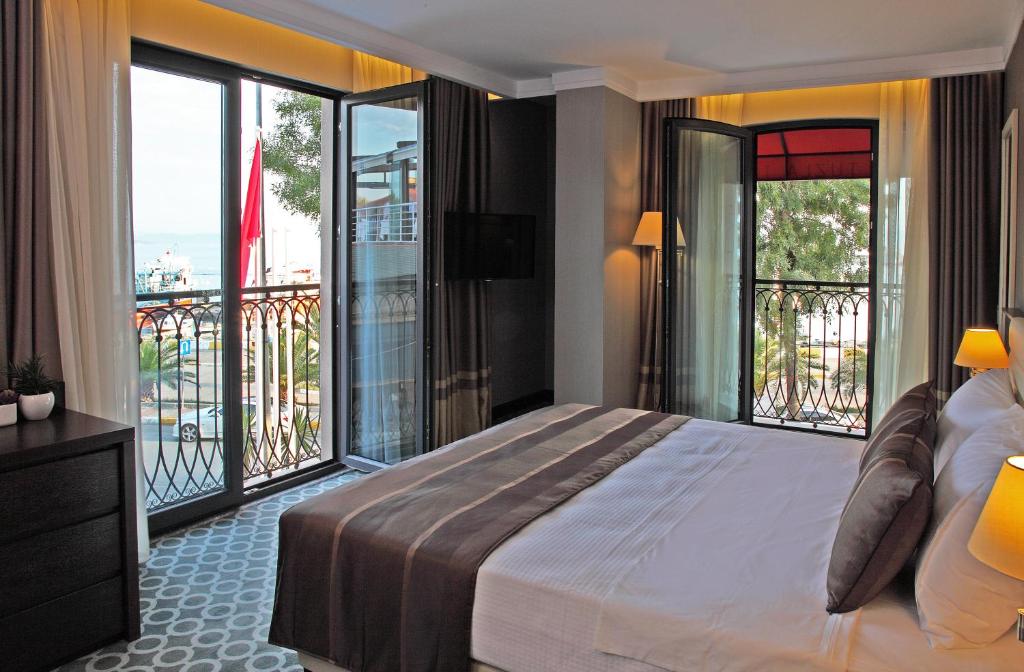 Tuzla Town Hotel