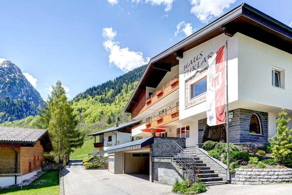 Haus Tuklar