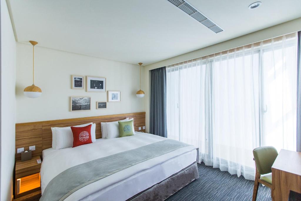 Sun Dialogue Hotel-By Cosmos Creation