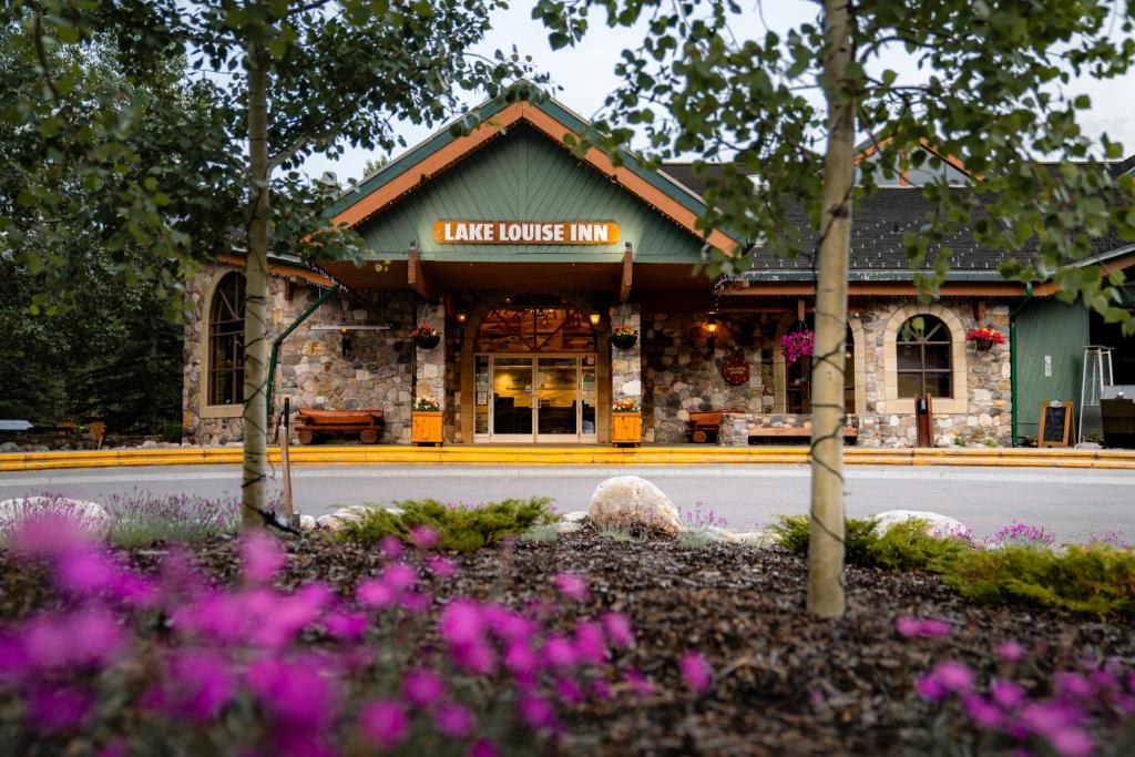 Lake Louise Inn